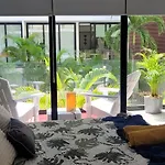 Stunning 1 Bdrm Condo Gym-Pool 10 Min To The Beach & Quinta Av