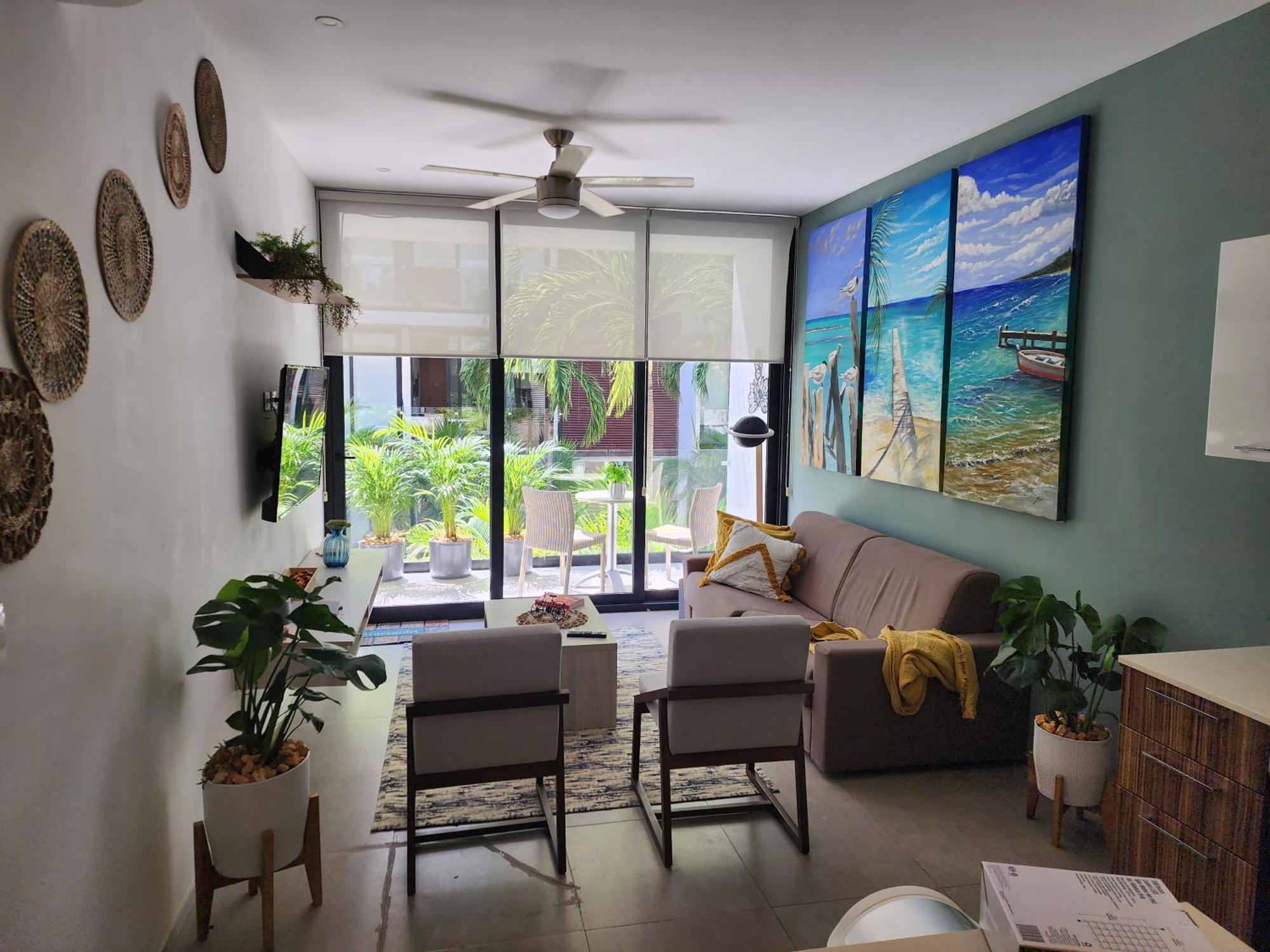 Stunning 1 Bdrm Gym-pool 10 Min To The Beach & Quinta Av * Playa del Carmen